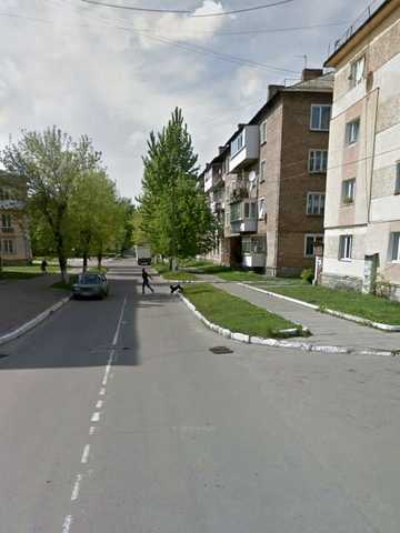Грушевського, 8