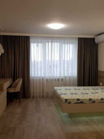 Отакара Яроша вул., 16а