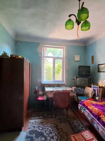 Андрія Бурчака вул., 6