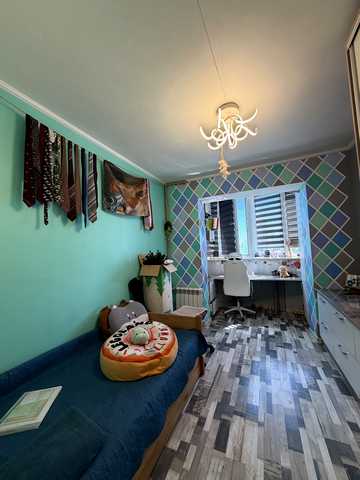 Кримська вул., 72