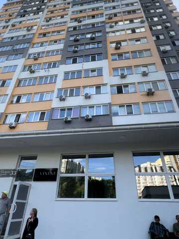 Магістральна вул., (Будинок)