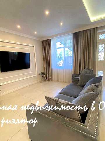 Центральна вул.