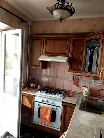 Леся Курбаса просп., 15