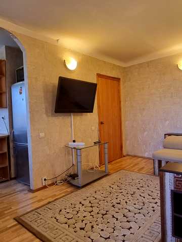 Машинобудівна вул., 36
