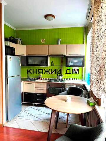 Генерала Алмазова вул. (Кутузова), 9