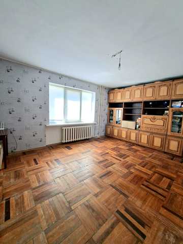 Будівельників бульв., 21а