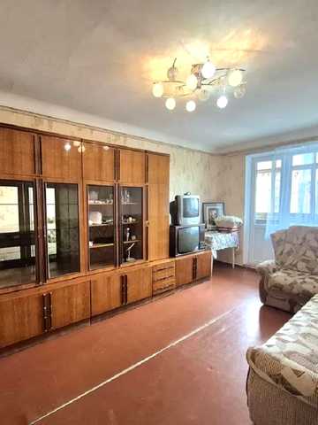 Михайла Грушевського вул., 12