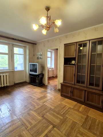 Краснова вул., 17