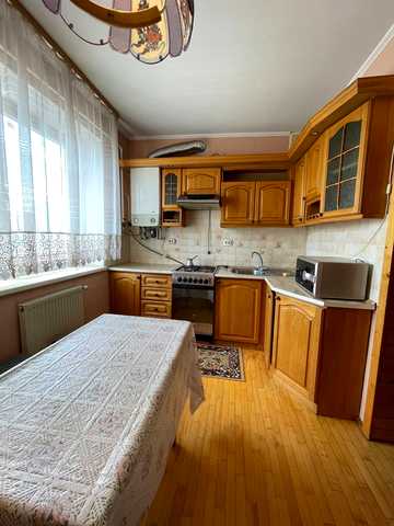 Вербова, 5
