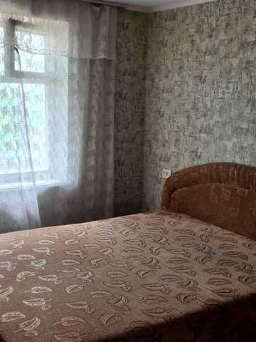 Романа Ратушного вул. (Волгоградська), 39