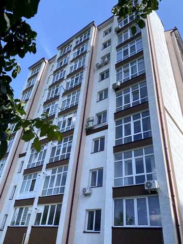 Яблунева вул., 2