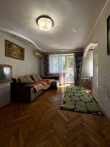 Місячний пров., 6