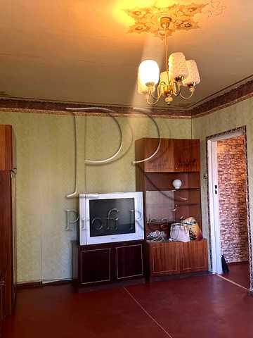 Йорданська вул. (Лайоша Гавро), 11