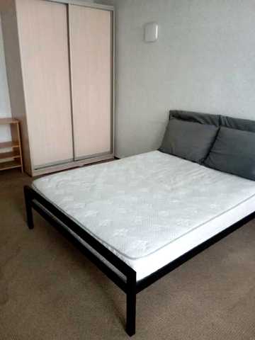 Почайнинська вул., 40