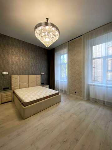 Івана Ґонти вул., 5