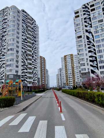 Павла Чубинського вул., 7