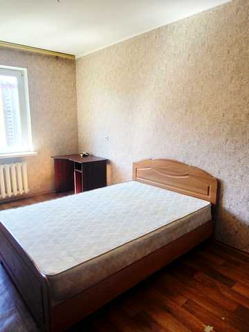 Урлівська вул., 38