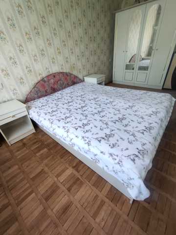 Братиславська вул., 34