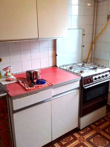 Академіка Корольова вул., 31