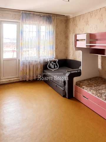 Тростянецька вул., 3