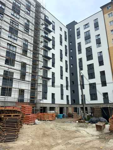 Дмитра Коцюбайла вул., (Будинок 1)