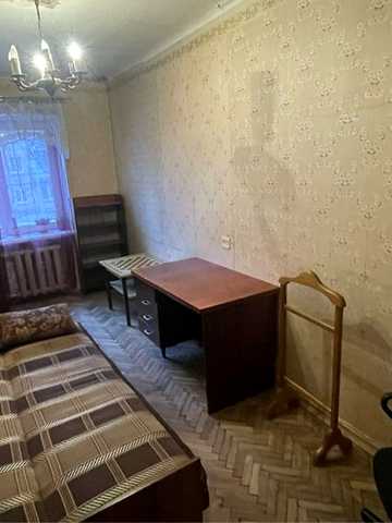 Ольжича вул., 4