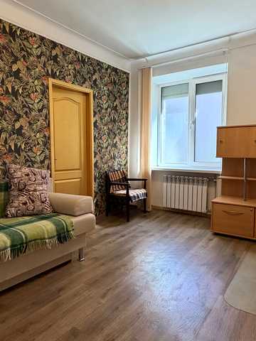 Лесі Українки бульв., 15