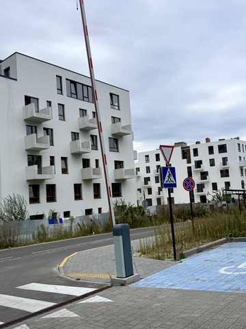 Пилипа Орлика вул., (Будинок 2)