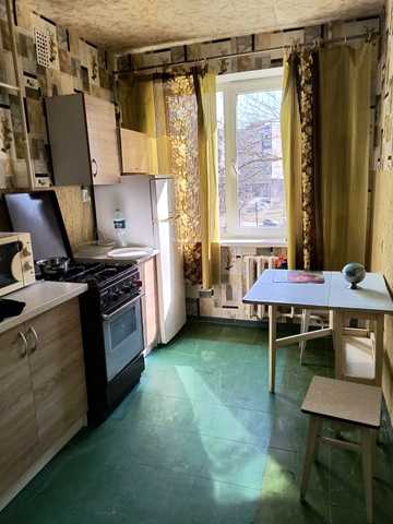 Десантна вул., 7