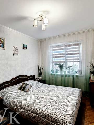 Київська вул., 14