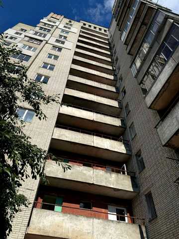Пасічна вул., 81