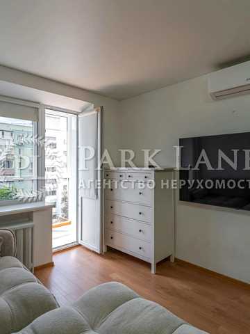 Євгена Коновальця вул. (Щорса), 15 к1
