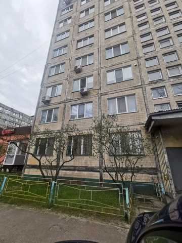 Озерна вул., 28