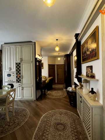 Тринітарська вул., 7