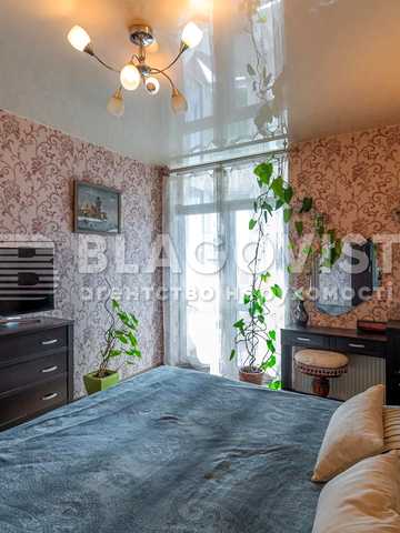 Вишгородська вул., 45/7