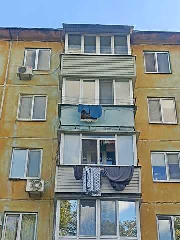 Гірників вул., 26