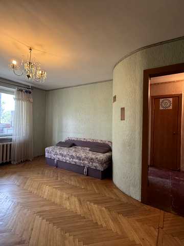 Ярослава Івашкевича вул., 14