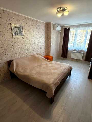 Перспективна вул., 8