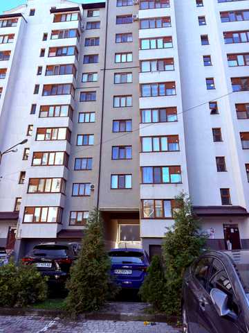 Хотинська вул., 12