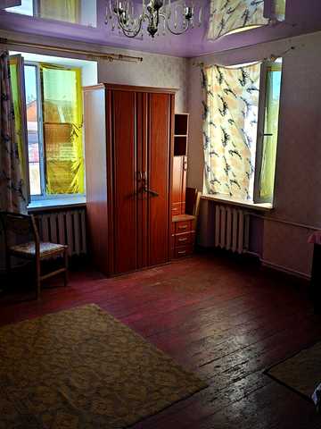 Космічна вул., 30