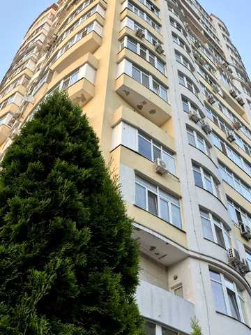 Григорія Сковороди вул., 1