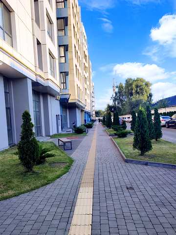 Карла Мікльоша вул., 20-Б