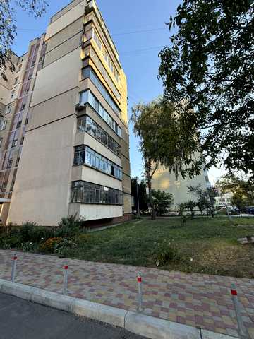 Симона Петлюри вул. (Черняховського), 13