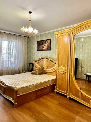 Грушевського вул., 17-Г