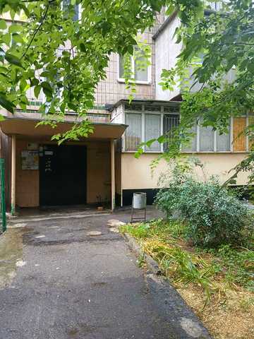 Академіка Філатова вул., 62