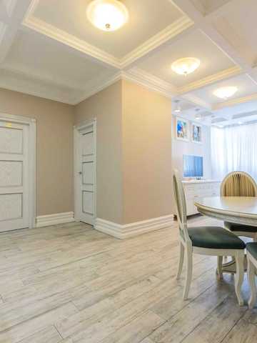 Сім'ї Кульженків вул. (Петра Дегтяренка), 35