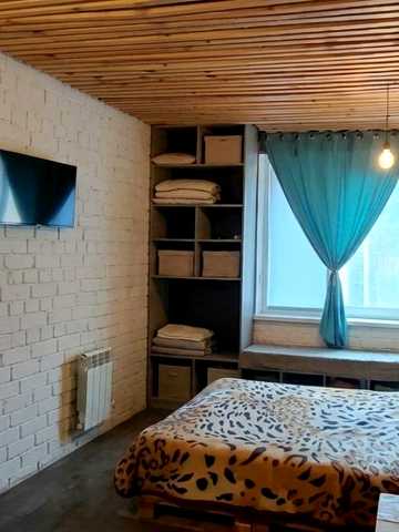 Льва Ландау просп. (50-річчя СРСР), 52