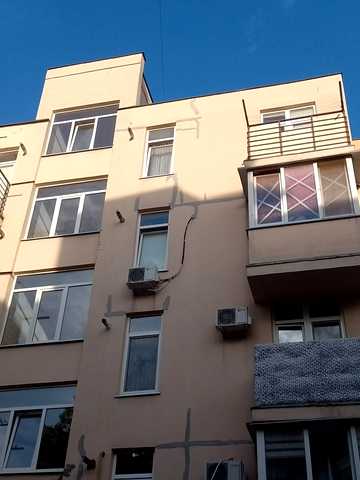 Торгова вул., 5