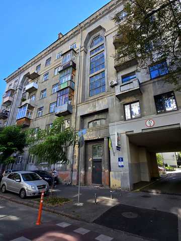 В'ячеслава Липинського вул. (Чапаєва), 3
