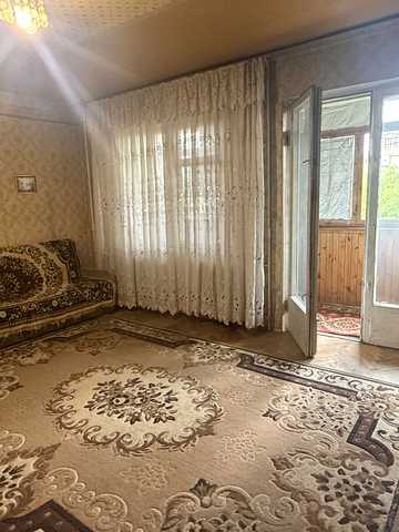 Каунаська вул., 12/2